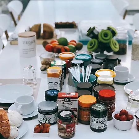Plant Based ベッド・アンド・ブレックファスト 2*