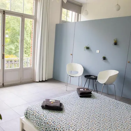 Bed and Breakfast Plant Based 2*