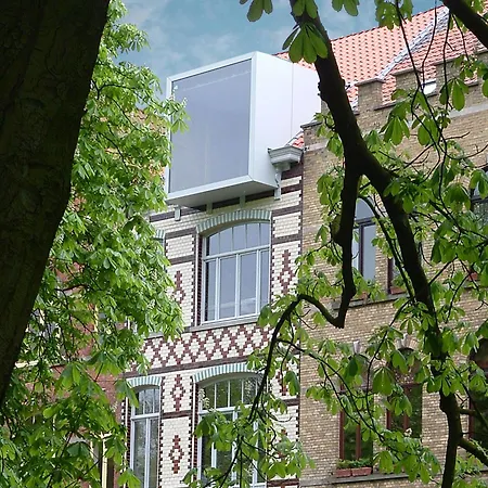 Plant Based Bed and Breakfast Μπριζ